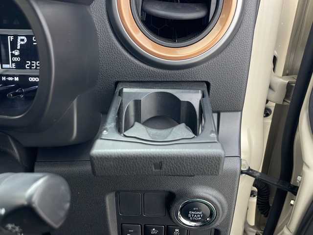 トヨタ パッソ モーダ 秋田県 2020(令2)年 2.4万km キナコメタリック スマートキー　/プッシュスタート /社外オーディオ【FM/AM/CD/AUX/BT】　/社外ＡＷ　/ETC /純正フロアマット　/スペアキー有り　/オートライト　/オートエアコン　/クリアランスソナー /オートマチックハイビーム　/衝突被害軽減システム　/レーンキープアシスト/横滑り防止装置/電格ミラー/コーナーセンサー/ウィンカーミラー /フォグライト/保証書/取扱説明書/純正ホイールキャップ付きサマータイヤ積み込み有り　