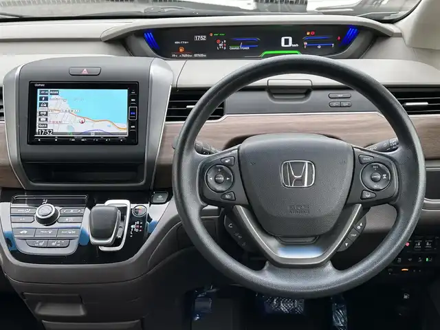 ホンダ フリード ハイブリット G ホンダセンシング 島根県 2021(令3)年 2.8万km シルバーミストグリーンM 純正ナビ/CD/DVD/DTV/Bluetooth/バックカメラ/両側パワースライドドア /レーダークルーズコントロール/純正ホイール付きサマータイヤ積込/LEDオートライト/前後ドライブレコーダー/ビルトインETC/フロントワイパーデアイサー /ステアリングスイッチ/スマートキー/スペアキー /純正フロアマット/ドアバイザー/コーナーセンサー