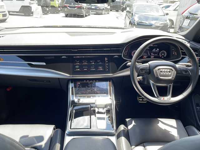 アウディ Ｑ７ 45 Sラインリミテッド 福島県 2020(令2)年 1.6万km ディープブラックパールエフェクト ワンオーナー/4WD/純正メモリナビ/　【フルセグ/SD/USB】/バックカメラ/全周囲カメラ/ステアリングスイッチ/パドルシフト/クルーズコントロール/本革シート（黒）/前席パワーシート/メモリーシート/前席シートヒーター/電動リアゲート/電動格納シート/ルーフレール/LEDヘッドライト（AUTO機能付き）/　・フォグランプ/ヒルスタートアシスト/前後ドライブレコーダー/ビルトインETC2.0/アイドリングストップ/純正フロアマット/衝突軽減システム/レーンキープアシスト/パーキングアシスト/コーナーセンサー