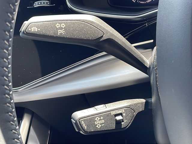 アウディ Ｑ７ 45 Sラインリミテッド 福島県 2020(令2)年 1.6万km ディープブラックパールエフェクト ワンオーナー/4WD/純正メモリナビ/　【フルセグ/SD/USB】/バックカメラ/全周囲カメラ/ステアリングスイッチ/パドルシフト/クルーズコントロール/本革シート（黒）/前席パワーシート/メモリーシート/前席シートヒーター/電動リアゲート/電動格納シート/ルーフレール/LEDヘッドライト（AUTO機能付き）/　・フォグランプ/ヒルスタートアシスト/前後ドライブレコーダー/ビルトインETC2.0/アイドリングストップ/純正フロアマット/衝突軽減システム/レーンキープアシスト/パーキングアシスト/コーナーセンサー