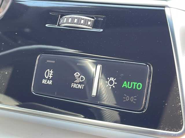 アウディ Ｑ７ 45 Sラインリミテッド 福島県 2020(令2)年 1.6万km ディープブラックパールエフェクト ワンオーナー/4WD/純正メモリナビ/　【フルセグ/SD/USB】/バックカメラ/全周囲カメラ/ステアリングスイッチ/パドルシフト/クルーズコントロール/本革シート（黒）/前席パワーシート/メモリーシート/前席シートヒーター/電動リアゲート/電動格納シート/ルーフレール/LEDヘッドライト（AUTO機能付き）/　・フォグランプ/ヒルスタートアシスト/前後ドライブレコーダー/ビルトインETC2.0/アイドリングストップ/純正フロアマット/衝突軽減システム/レーンキープアシスト/パーキングアシスト/コーナーセンサー