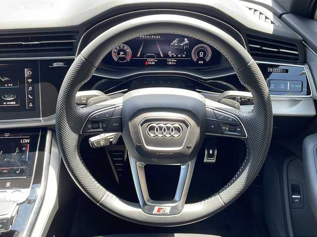 アウディ Ｑ７ 45 Sラインリミテッド 福島県 2020(令2)年 1.6万km ディープブラックパールエフェクト ワンオーナー/4WD/純正メモリナビ/　【フルセグ/SD/USB】/バックカメラ/全周囲カメラ/ステアリングスイッチ/パドルシフト/クルーズコントロール/本革シート（黒）/前席パワーシート/メモリーシート/前席シートヒーター/電動リアゲート/電動格納シート/ルーフレール/LEDヘッドライト（AUTO機能付き）/　・フォグランプ/ヒルスタートアシスト/前後ドライブレコーダー/ビルトインETC2.0/アイドリングストップ/純正フロアマット/衝突軽減システム/レーンキープアシスト/パーキングアシスト/コーナーセンサー