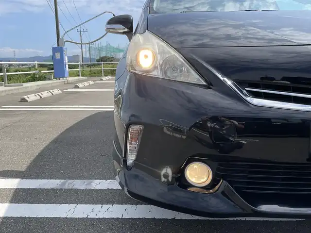 トヨタ プリウス α S チューンブラック 佐賀県 2014(平26)年 10.2万km ブラック モデリスタエアロ/社外メモリーナビゲーション/・フルセグTV/CD/DVD/SD/Bluetooth/バックカメラ/ETC/横滑り防止装置/黒レザー調シートカバー/革巻きステアリング/ステアリングリモコン/純正16インチアルミホイール(ホイールキャップ装着)/純正フォグランプ/純正フロアマット/純正ドアバイザ―/スペアキー１本