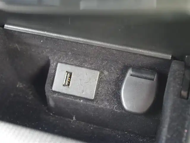 日産 ティアナ XV ナビAVMパッケージ 埼玉県 2019(平31)年 4.5万km 黒 ブラックレザーシート/オートクルーズコントロール/パークセンサー/全周囲カメラ/メーカーOPナビ/ETC/フルセグTV/Bluetooth/LEDヘッドライト/シートポジションメモリー機能