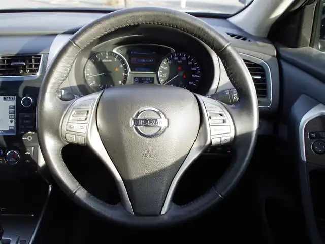 日産 ティアナ XV ナビAVMパッケージ 埼玉県 2019(平31)年 4.5万km 黒 ブラックレザーシート/オートクルーズコントロール/パークセンサー/全周囲カメラ/メーカーOPナビ/ETC/フルセグTV/Bluetooth/LEDヘッドライト/シートポジションメモリー機能