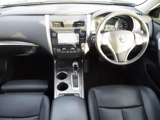 日産 ティアナ XV ナビAVMパッケージ 埼玉県 2019(平31)年 4.5万km 黒 ブラックレザーシート/オートクルーズコントロール/パークセンサー/全周囲カメラ/メーカーOPナビ/ETC/フルセグTV/Bluetooth/LEDヘッドライト/シートポジションメモリー機能