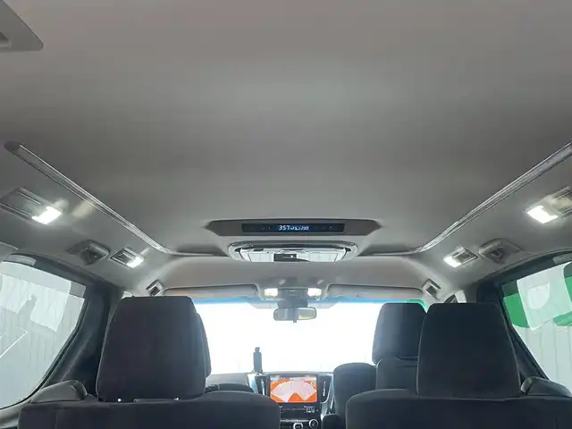 トヨタ ヴェルファイア Z 三重県 2018(平30)年 8.7万km ホワイトパールクリスタルシャイン アルパイン9インチメモリナビ/＊フルセグテレビ/Bluetooth/DVD/CD/AM/FM/バックカメラ/セーフティセンス/パワースライドドア（運転席側/助手席側）/LEDヘッドランプ/オートライト/アルパイン12インチフリップダウンモニター/ボディ同色電動オート格納ドアミラー/235/50R18タイヤ/　＊18インチアルミホイール/左右独立温度調整オートエアコン/ナノイー/スマートエントリー/プッシュスタート