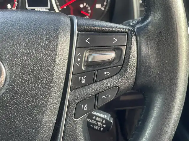 トヨタ ヴェルファイア Z 三重県 2018(平30)年 8.7万km ホワイトパールクリスタルシャイン アルパイン9インチメモリナビ/＊フルセグテレビ/Bluetooth/DVD/CD/AM/FM/バックカメラ/セーフティセンス/パワースライドドア（運転席側/助手席側）/LEDヘッドランプ/オートライト/アルパイン12インチフリップダウンモニター/ボディ同色電動オート格納ドアミラー/235/50R18タイヤ/　＊18インチアルミホイール/左右独立温度調整オートエアコン/ナノイー/スマートエントリー/プッシュスタート