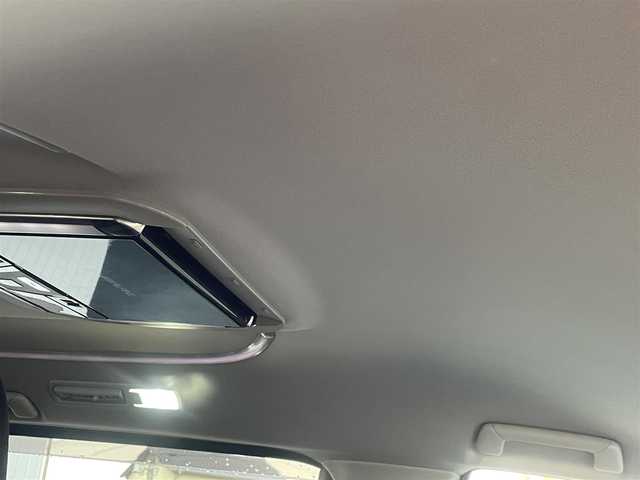 トヨタ ヴェルファイア Z 大分県 2018(平30)年 8.7万km ホワイトパールクリスタルシャイン アルパイン9インチメモリナビ/＊フルセグテレビ/Bluetooth/DVD/CD/AM/FM/バックカメラ/セーフティセンス/パワースライドドア（運転席側/助手席側）/LEDヘッドランプ/オートライト/アルパイン12インチフリップダウンモニター/ボディ同色電動オート格納ドアミラー/235/50R18タイヤ/　＊18インチアルミホイール/左右独立温度調整オートエアコン/ナノイー/スマートエントリー/プッシュスタート