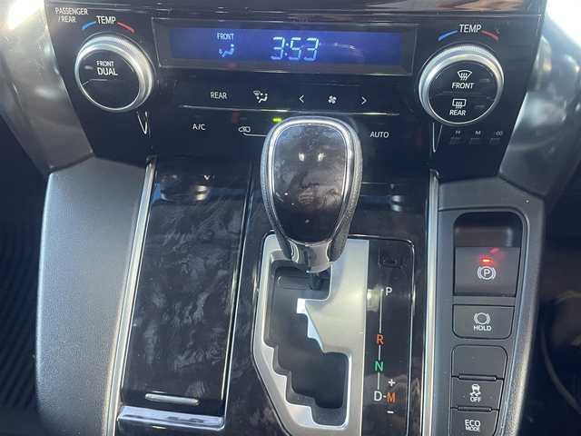 トヨタ ヴェルファイア Z 大分県 2018(平30)年 8.7万km ホワイトパールクリスタルシャイン アルパイン9インチメモリナビ/＊フルセグテレビ/Bluetooth/DVD/CD/AM/FM/バックカメラ/セーフティセンス/パワースライドドア（運転席側/助手席側）/LEDヘッドランプ/オートライト/アルパイン12インチフリップダウンモニター/ボディ同色電動オート格納ドアミラー/235/50R18タイヤ/　＊18インチアルミホイール/左右独立温度調整オートエアコン/ナノイー/スマートエントリー/プッシュスタート