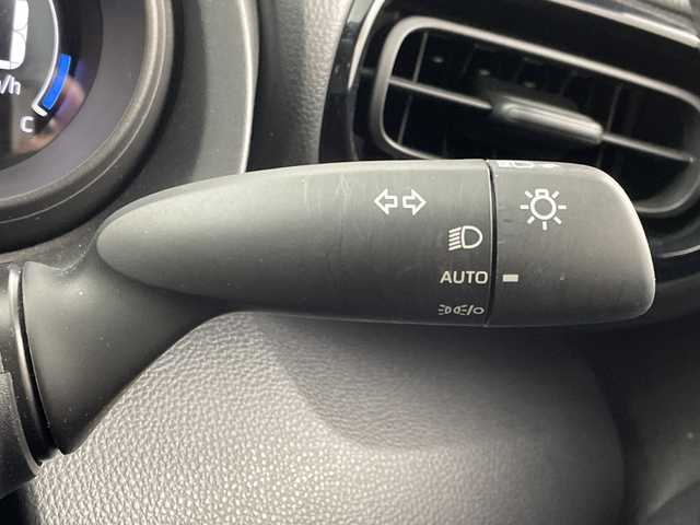 トヨタ ヤリス ハイブリッド G 岐阜県 2020(令2)年 3.3万km シアンM 純正ディスプレイオーディオ/　(AM/FM/MiraCast)/全方位カメラ/プリクラッシュセーフティ/レーダークルーズコントロール/レーンキープアシスト/コーナーセンサー/オートハイビーム/ビルトインETC/フロアマット/スマートキー