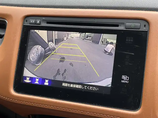ホンダ ヴェゼル ハイブリッド Z 滋賀県 2014(平26)年 7.6万km ホワイトオーキッドパール 禁煙車/純正８インチナビ/　（Bluetooth・フルセグTV・DVD・CD・USB/ipod）/ETC/前方ドライブレコーダー/バックカメラ/クルーズコントロール/電動パーキングブレーキ/オートブレーキホールド/リアソナー/レーンキープアシスト/ハーフレザーシート/前席シートヒーター/LEDライト/オートライト/パドルシフト/プッシュスタート/スマートキー/ステアリングスイッチ