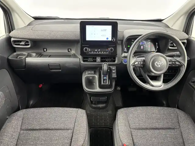 トヨタ シエンタ ハイブリッド Z 埼玉県 2023(令5)年 0.9万km ホワイトパールクリスタルシャイン メーカーナビ/（フルセグTV・Bluetooth）/バックカメラ/両側パワースライド/レーダークルーズコントロール/BSM/コーナーセンサー/衝突軽減ブレーキ/レーンキープアシスト/ビルトインETC/LEDライト/オートライト/ドアバイザー/スマートキー