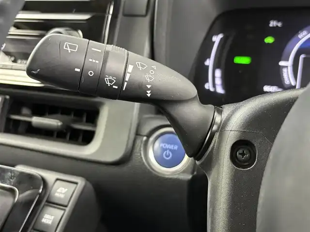 トヨタ シエンタ ハイブリッド Z 埼玉県 2023(令5)年 0.9万km ホワイトパールクリスタルシャイン メーカーナビ/（フルセグTV・Bluetooth）/バックカメラ/両側パワースライド/レーダークルーズコントロール/BSM/コーナーセンサー/衝突軽減ブレーキ/レーンキープアシスト/ビルトインETC/LEDライト/オートライト/ドアバイザー/スマートキー