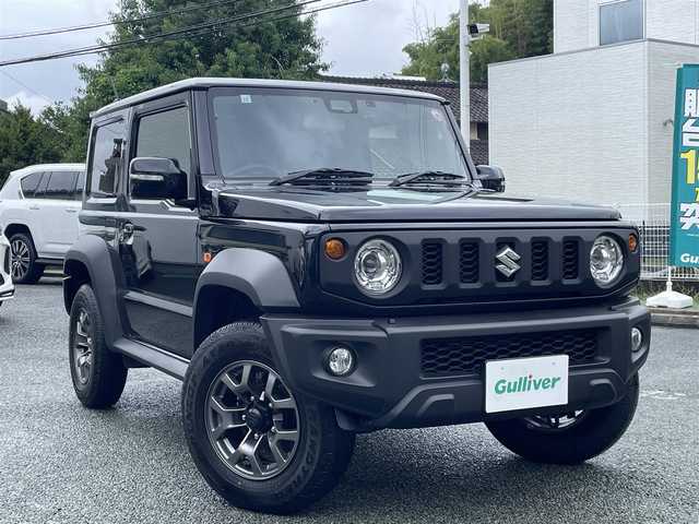 スズキ ジムニー シエラ JC 熊本県 2023(令5)年 1.1万km ブルーイッシュブラックパール3 ワンオーナー/パートタイム4WD/社外8インチナビ/【フルセグTV/CD/DVD/Bluetooth/ラジオ】/バックカメラ/クルーズコントロール/レーダーブレーキサポート/レーンアシスト/ダウンヒルアシスト/アイドリングストップ/横滑り防止機能/前席シートヒーター/純正15インチAW/背面タイヤ/前後ドライブレコーダー（ZDR035）/オートライト/LEDヘッドライト/フォグランプ/純正フロアマット/革巻きステアリング/ステアリングスイッチ/保証書/取扱説明書