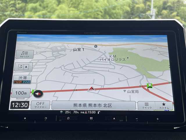 スズキ ジムニー シエラ JC 熊本県 2023(令5)年 1.1万km ブルーイッシュブラックパール3 ワンオーナー/パートタイム4WD/社外8インチナビ/【フルセグTV/CD/DVD/Bluetooth/ラジオ】/バックカメラ/クルーズコントロール/レーダーブレーキサポート/レーンアシスト/ダウンヒルアシスト/アイドリングストップ/横滑り防止機能/前席シートヒーター/純正15インチAW/背面タイヤ/前後ドライブレコーダー（ZDR035）/オートライト/LEDヘッドライト/フォグランプ/純正フロアマット/革巻きステアリング/ステアリングスイッチ/保証書/取扱説明書