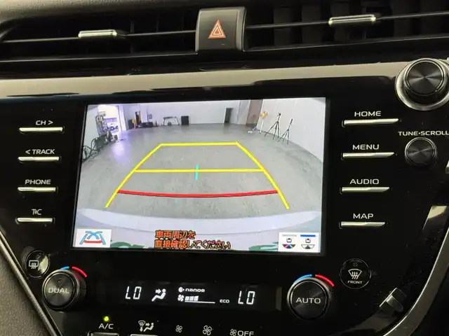 トヨタ カムリ WS 福岡県 2020(令2)年 6.9万km プラチナホワイトパールマイカ 純正ナビ／フルセグＴＶ　/バックカメラ　/レーダー探知機　/ＥＴＣ２．０　/前方ドライブレコーダー　/レーダークルーズコントロール　/コーナーセンサー　/衝突被害軽減ブレーキ　/レーンキープ　/ＢＳＭ　/ＰＫＳＢ　/ハーフレザーシート　/パワーシート　/ＬＥＤヘッドライト