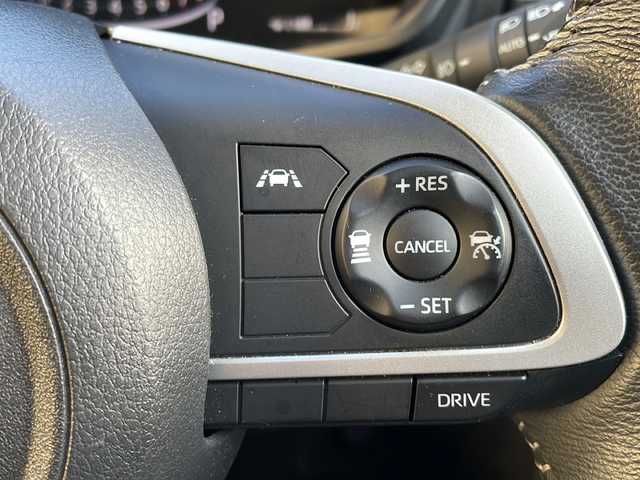 トヨタ ライズ Z 山形県 2022(令4)年 3.7万km ブラックマイカメタリック ・ワンオーナー/・４WD/・ナビ/フルセグ/CDDVD/Bluetooth/・バックカメラ/・ビルトインETC/・前方ドラレコ/・衝突警報機能/・標識認識機能/・先行車発進告知/・レーダークルーズコントロール/・レーンキープコントロール/・ブラインドスポットモニター/・前後クリアランスソナー/・LEDヘッドライト/・オートライト/・電子パーキング/・ブレーキホールド/・前席シートヒーター/・純正AW/・純正マット/・社外AW＋スタッドレスタイヤ車載/・スペアキー1本/・保証書/・取扱説明書