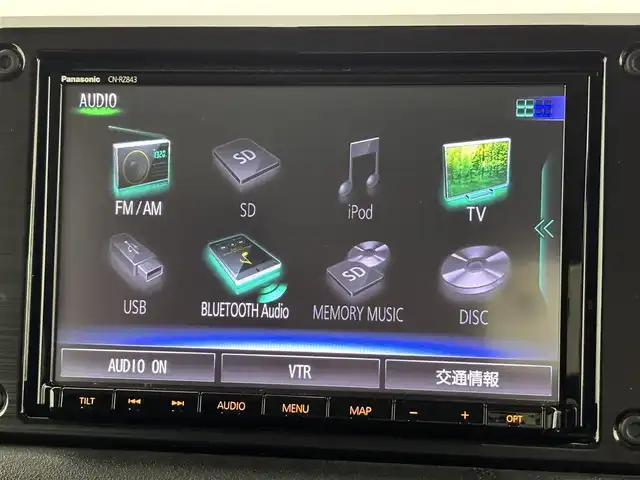 スズキ ジムニー シエラ JC 福岡県 2018(平30)年 1.6万km ジャングルグリーン 純正８型ナビ／フルセグＴＶ　/バックカメラ　/ビルトインＥＴＣ　/前方ドラレコ　/クルーズコントロール　/衝突軽減ブレーキ　/レーンキープ　/ヒルディセントコントロール　/シートヒーター　/ヒーテッドドアミラー　/ＬＥＤヘッドライト