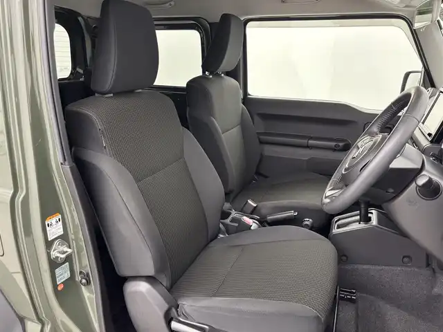 スズキ ジムニー シエラ JC 福岡県 2018(平30)年 1.6万km ジャングルグリーン 純正８型ナビ／フルセグＴＶ　/バックカメラ　/ビルトインＥＴＣ　/前方ドラレコ　/クルーズコントロール　/衝突軽減ブレーキ　/レーンキープ　/ヒルディセントコントロール　/シートヒーター　/ヒーテッドドアミラー　/ＬＥＤヘッドライト