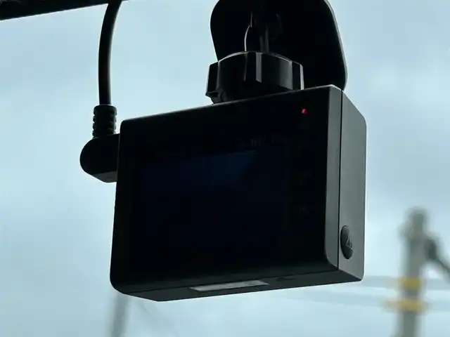 日産 デイズ ルークス ハイウェイスターターボ 兵庫県 2015(平27)年 11.4万km ホワイトパール 純正ナビ/(CD/DVD/SD/USB/iPod)/フルセグTV/全周囲カメラ/ETC/両側パワースライドドア/前方ドライブレコーダー/防眩ミラー/ステアリングリモコン/電動格納ミラー/スマートキー/純正ドアバイザー/純正フロアマット/純正アルミ15インチ