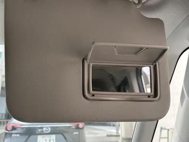 日産 デイズ ルークス ハイウェイスターターボ 兵庫県 2015(平27)年 11.4万km ホワイトパール 純正ナビ/(CD/DVD/SD/USB/iPod)/フルセグTV/全周囲カメラ/ETC/両側パワースライドドア/前方ドライブレコーダー/防眩ミラー/ステアリングリモコン/電動格納ミラー/スマートキー/純正ドアバイザー/純正フロアマット/純正アルミ15インチ