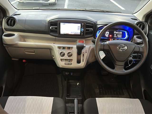 ダイハツ ミラ イース X リミテッド SAⅢ 京都府 2019(令1)年 10万km パールホワイトⅢ 純正7インチナビ/フルセグ/Bluetooth/CD・DVD/衝突軽減装置/バックカメラ/ETC/禁煙車/クリアランスソナー/LEDヘッドライト/アイドリングストップ/電動格納ミラー