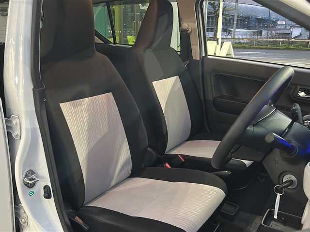 ダイハツ ミラ イース X リミテッド SAⅢ 京都府 2019(令1)年 10万km パールホワイトⅢ 純正7インチナビ/フルセグ/Bluetooth/CD・DVD/衝突軽減装置/バックカメラ/ETC/禁煙車/クリアランスソナー/LEDヘッドライト/アイドリングストップ/電動格納ミラー