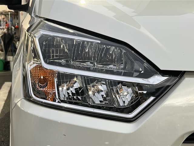 ダイハツ ミラ イース X リミテッド SAⅢ 京都府 2019(令1)年 10万km パールホワイトⅢ 純正7インチナビ/フルセグ/Bluetooth/CD・DVD/衝突軽減装置/バックカメラ/ETC/禁煙車/クリアランスソナー/LEDヘッドライト/アイドリングストップ/電動格納ミラー