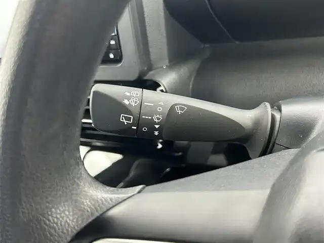 ダイハツ タント カスタム X スタイルセレクション 千葉県 2022(令4)年 3.4万km ブラックマイカメタリック 社外7インチメモリーナビ/・Bluetooth/・フルセグＴＶ/・CD/バックカメラ　/前後ドライブレコーダー　/コーナーセンサー　/アイドリングストップ　/両側電動スライドドア　/ハーフレザー　/シートヒーター　/純正１４インチＡＷ/スマートアシスト/・衝突回避支援ブレーキ機能/・衝突警報機能/・ブレーキ制御付誤発進抑制機能/・車線逸脱警報機能/・車線逸脱抑制制御機能/・路側逸脱警報機能/・ふらつき警報/・先行車発進お知らせ機能/・標識認識機能（進入禁止／最高速度／一時停止）/・アダプティブドライビングビーム/・コーナーセンサー