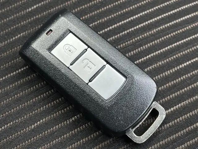 日産 デイズ ハイウェイスターG ターボ 岐阜県 2014(平26)年 6万km ホワイトパール ４WD/純正ナビ(AM/FM/TV/CD/DVD)/全周囲カメラ/シートヒーター/オートライト/スマートキー/純正フロアマット/保証書/取扱説明書/スペアキー