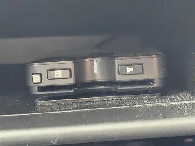 三菱 アウトランダー 20G 大分県 2018(平30)年 7万km アメジストブラック ・SDナビ(CD/DVD/BT/SD/USB)/・バックカメラ/・衝突軽減ブレーキ/・コーナーセンサー/・レーダークルーズコントロール/・ブレーキホールド/・三列シート/・ETC/・ステアリングヒーター/・電動リアゲート/・MTモード付きAT/・ステアリングリモコン/・フロアマット