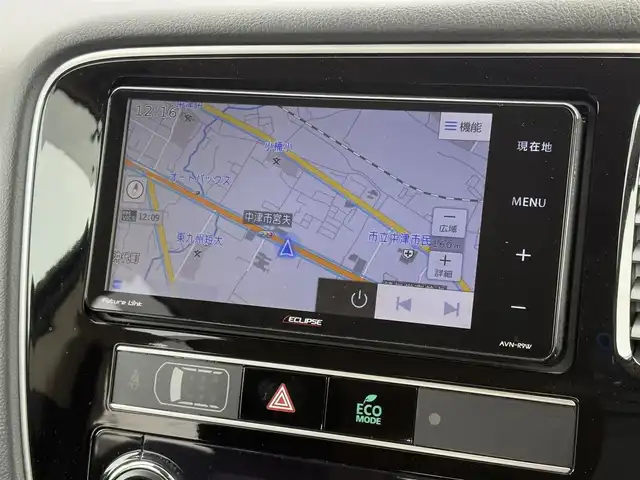 三菱 アウトランダー 20G 大分県 2018(平30)年 7万km アメジストブラック ・SDナビ(CD/DVD/BT/SD/USB)/・バックカメラ/・衝突軽減ブレーキ/・コーナーセンサー/・レーダークルーズコントロール/・ブレーキホールド/・三列シート/・ETC/・ステアリングヒーター/・電動リアゲート/・MTモード付きAT/・ステアリングリモコン/・フロアマット