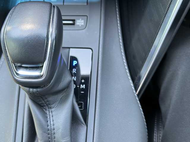 トヨタ ハリアー Z レザーパッケージ 茨城県 2020(令2)年 3.4万km ホワイトパールクリスタルシャイン モデリスタエアロ/純正メーカーオプション12.3インチナビ/Bluetooth/フルセグTV/バックカメラ/ヘッドアップディスプレイ/トヨタセーフティセンス/・プリクラッシュセーフティ/・レーントレーシングアシスト/・レーダークルーズコントロール/・ロードサインアシスト/・先行車発進アラーム/・ブラインドスポットモニター/・先行車発進アラーム/ビルトインETC2.0/パワーバックドア/レザーシート/シートヒーター/エアシート/ステアリングヒーター/純正19インチAW/オートライト/LEDヘッドライト