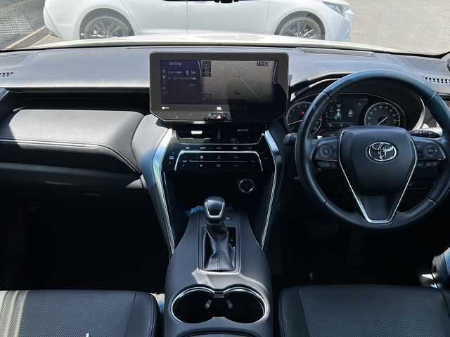 トヨタ ハリアー Z レザーパッケージ 茨城県 2020(令2)年 3.4万km ホワイトパールクリスタルシャイン モデリスタエアロ/純正メーカーオプション12.3インチナビ/Bluetooth/フルセグTV/バックカメラ/ヘッドアップディスプレイ/トヨタセーフティセンス/・プリクラッシュセーフティ/・レーントレーシングアシスト/・レーダークルーズコントロール/・ロードサインアシスト/・先行車発進アラーム/・ブラインドスポットモニター/・先行車発進アラーム/ビルトインETC2.0/パワーバックドア/レザーシート/シートヒーター/エアシート/ステアリングヒーター/純正19インチAW/オートライト/LEDヘッドライト