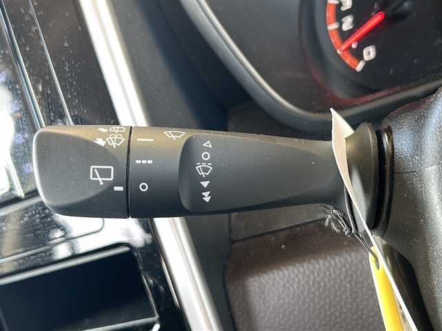トヨタ ルーミー G コージーエディション 静岡県 2019(平31)年 2.5万km ファイアークォーツレッドM ワンオーナー/安全機能/・衝突軽減ブレーキ/・レーンキープアシスト/・コーナーセンサー/純正ナビ/・フルセグTV/・CD/DVD/Bluetooth/MSV/ラジオ/主要装備/・バックカメラ/・両側パワースライドドア/・ドライブレコーダー/・シートヒーター/・オートライト/・オートハイビーム/・クルーズコントロール/・ステアリングスイッチ/・アイドリングストップ/・プッシュスタート/・スマートキー