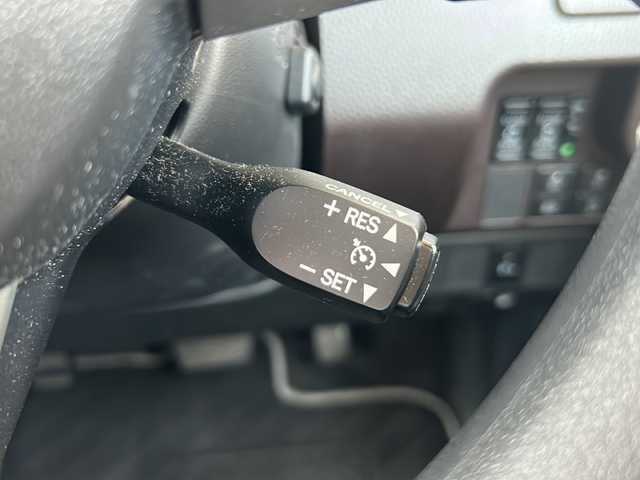 トヨタ ルーミー G コージーエディション 静岡県 2019(平31)年 2.5万km ファイアークォーツレッドM ワンオーナー/安全機能/・衝突軽減ブレーキ/・レーンキープアシスト/・コーナーセンサー/純正ナビ/・フルセグTV/・CD/DVD/Bluetooth/MSV/ラジオ/主要装備/・バックカメラ/・両側パワースライドドア/・ドライブレコーダー/・シートヒーター/・オートライト/・オートハイビーム/・クルーズコントロール/・ステアリングスイッチ/・アイドリングストップ/・プッシュスタート/・スマートキー