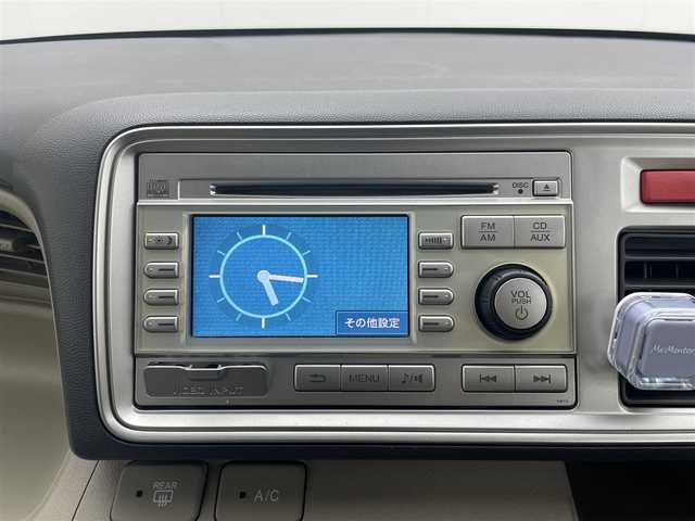 ホンダ ライフ G 茨城県 2011(平23)年 7.6万km バニラクレム バックカメラ/CDチェンジャー/ABS/盗難防止装置/純正フロアマット/リモコンキー