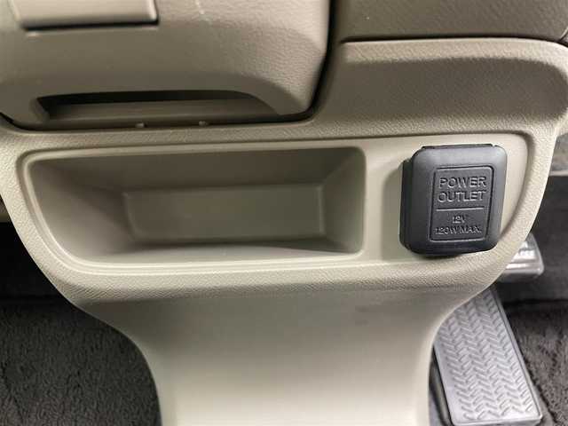 ホンダ ライフ G 茨城県 2011(平23)年 7.6万km バニラクレム バックカメラ/CDチェンジャー/ABS/盗難防止装置/純正フロアマット/リモコンキー