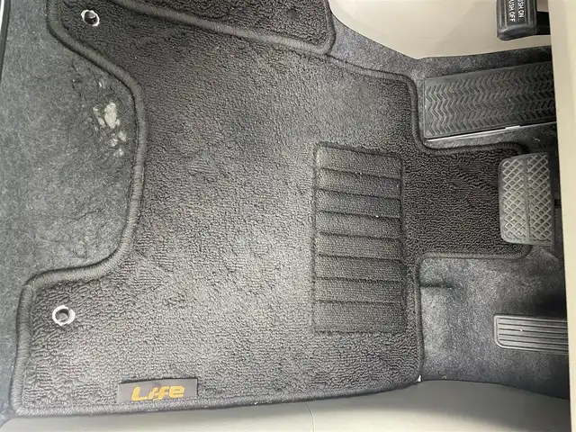 ホンダ ライフ G 茨城県 2011(平23)年 7.6万km バニラクレム バックカメラ/CDチェンジャー/ABS/盗難防止装置/純正フロアマット/リモコンキー