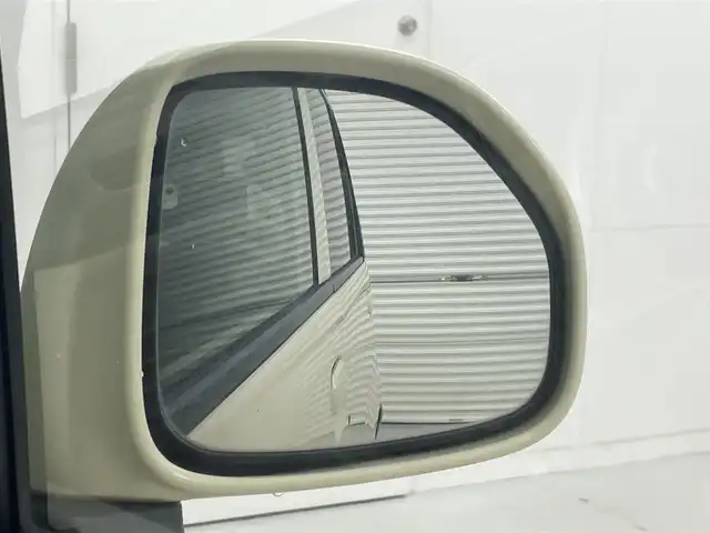 ホンダ ライフ G 茨城県 2011(平23)年 7.6万km バニラクレム バックカメラ/CDチェンジャー/ABS/盗難防止装置/純正フロアマット/リモコンキー