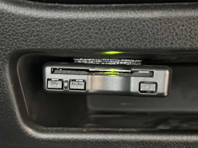 ダイハツ ムーヴ キャンバス ストライプス G 愛知県 2023(令5)年 1.9万km シャイニングホワイトパール/レイクブルーメタリック /禁煙/ワンオーナー/ディーラー整備記録簿R5.6.7//純正9インチディスプレイオーディオ/HDMI/USB/BT//フルセグ/AppleCarPlay/AndroidAuto//全方位カメラ/ETC/ディスプレイ連動純正ドラレコ//ワイヤレス充電//両側メモリ付きパワースライドドア//ステアリングスイッチ/シートヒーター//衝突契合機能/衝突回避支援ブレーキ機能//前後ブレーキ制御付き誤発進抑制機能//車線逸脱警報/路外逸脱警報/車線逸脱抑制制御機能//先行車発進告知/RSA/コーナーセンサー//アイドリングストップ//純正LEDオートライト/オートハイビーム//純正LEDフォグ//純正フロアマット//新車時保証書//取扱説明書//ドラレコ取扱説明書//ディスプレイオーディオ取扱説明書//スペアスマートキー有