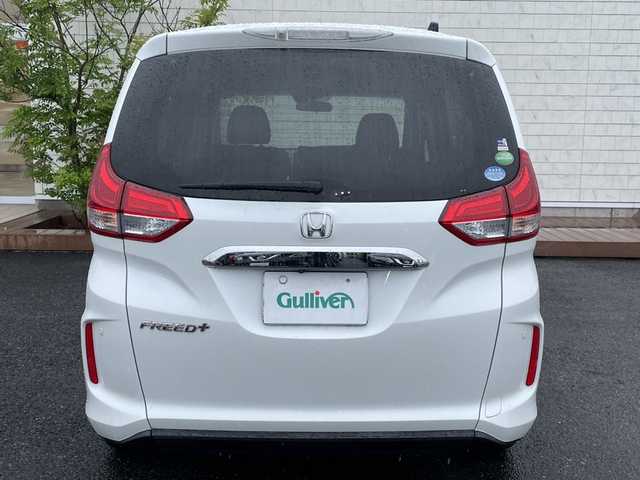 ホンダ フリード＋ G ホンダセンシング 茨城県 2019(平31)年 8.8万km ホワイトオーキッドパール 純正ナビ/バックカメラ/両側パワースライドドア/ETC/前後コーナーセンサー/ワンセグテレビ/横滑り防止装置/衝突軽減ブレーキ/LEDライト/ワイパーデア/ドアバイザー/アイドリングストップ/車線逸脱防止