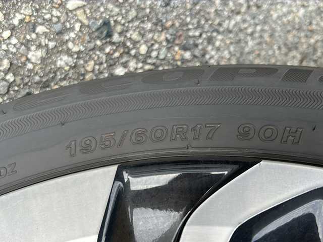 トヨタ ライズ Z 富山県 2023(令5)年 1.6万km シャイニングホワイトパール ワンオーナー/スマートキー/４WD/パノラミックビューモニター(全周囲カメラ)/純正メモリーナビ(NSZT-Y68T)/DVD/BT/デジタルTV/スマートアシスト/LKC/BSM/レーダークルコン/スマートパノラマパーキングアシスト/ビルトインETC/クリアランスソナー/LEDヘッドライト/フォグランプ/電格ウィンカーミラー/オートリトラドアミラー/プッシュスタート/シートヒーター(D/N)/ミラー型前後ドラレコ/電動パーキングブレーキ/ステアリングスイッチ/アイドリングストップ/革巻きステアリング/保証書・取説・ナビ取説/スペアキー（スマートキー）