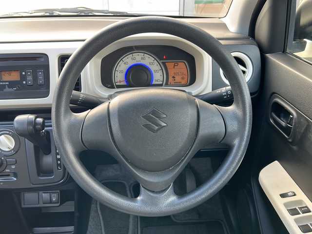 スズキ アルト L 埼玉県 2017(平29)年 9.1万km フィズブルーパールメタリック ワンオーナー　/社外LED　/リモコンキー/D席シートヒーター　/アイドリングストップ　/横滑り防止　/純正フロア　/純正オーディオ　/(FM/AM/AUX/CD)/パワーステアリング　/パワーウィンドウ　/ABS　/保証書　/取扱説明書　/スペアキー1本 /積込タイヤ4本(社外スタッドレスAW13)