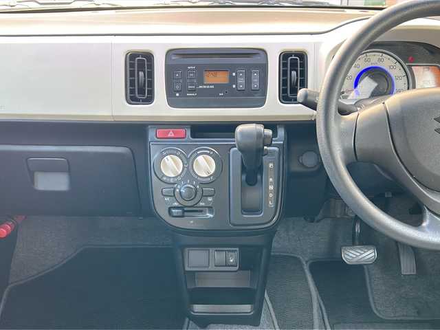 スズキ アルト L 埼玉県 2017(平29)年 9.1万km フィズブルーパールメタリック ワンオーナー　/社外LED　/リモコンキー/D席シートヒーター　/アイドリングストップ　/横滑り防止　/純正フロア　/純正オーディオ　/(FM/AM/AUX/CD)/パワーステアリング　/パワーウィンドウ　/ABS　/保証書　/取扱説明書　/スペアキー1本 /積込タイヤ4本(社外スタッドレスAW13)