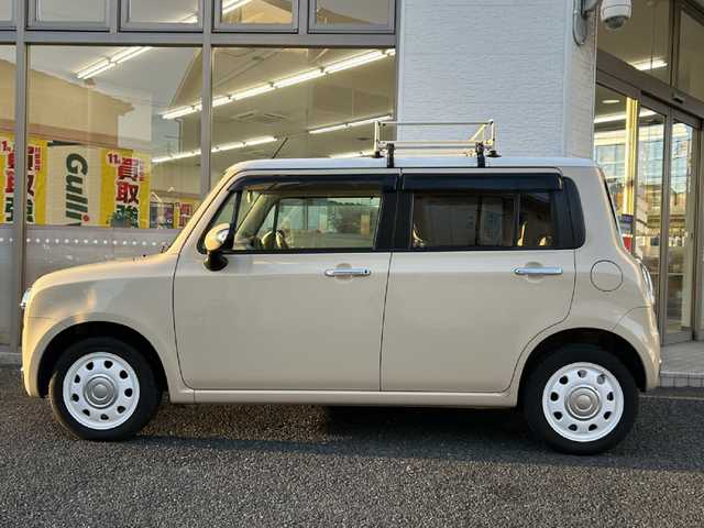 スズキ ラパン ショコラ X 神奈川県 2013(平25)年 5.8万km ミルクティーベージュメタリック/スペリアホワイト ワンオーナー/純正SDナビ/　USB/ワンセグTV/バックカメラ/ルーフラック/ビルトインETC/純正14インチAW/純正フロアマット/オートライト/電動格納ミラー/プッシュスタート/取扱説明書/保証書/スペアキー