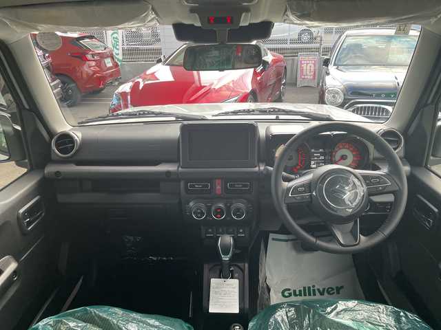 スズキ ジムニー ノマド FC 大阪府 2025(令7)年 0.1千km アークティックホワイトパール /ワンオーナー//登録済未使用車//スズキセーフティサポート/・デュアルカメラブレーキサポート/・衝突被害軽減ブレーキ/・車線逸脱警報システム/・アダプティブクルーズコントロール//LEDヘッドライト//前席シートヒーター//パーキングソナー//アイドリングストップ//本革巻きステアリング//純正15インチアルミホイール//背面タイヤ//ヘッドライトウォッシャー//プッシュスタート//取扱説明書//保証書//スペアキー