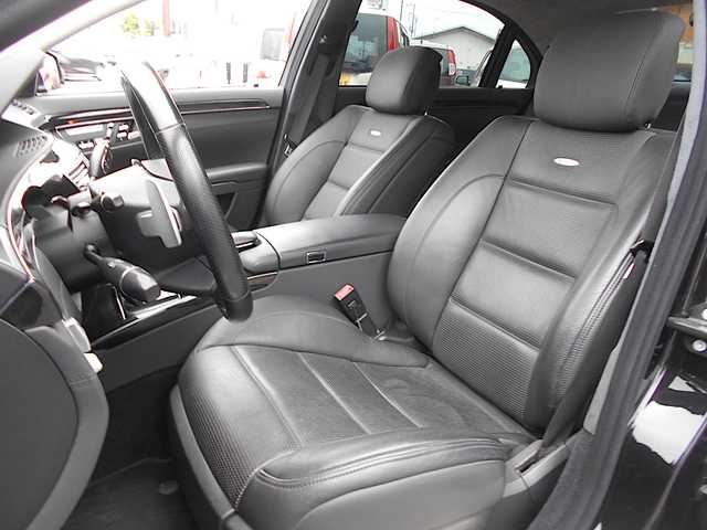 メルセデス・ベンツ Ｓ６３Ｌ 栃木県 2010(平22)年 9.6万km 黒 左ハンドル/純正20インチアルミ+ノーマルタイヤ車内積込/　 (前輪:275/35ZR20 後輪:255/35ZR20)/サンルーフ/黒革シート/純正HDDナビ(Bluetooth・DVD再生)/バックカメラ/地デジTVチューナー/全席ヒートヒーター&ベンチレーター/全席パワーシート/後席アームレストスイッチ/電動トランクリッド/ナイトビューアシストプラス/レーンキーピングアシスト/クルーズコントロール/プッシュスタート/harman/kardonサウンド/ETC/純正フロアマット/スペアキー/新車保証書/取扱説明書