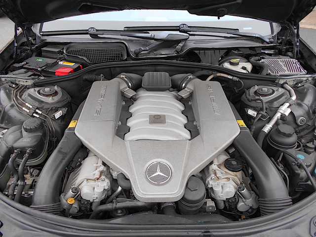 メルセデス・ベンツ Ｓ６３Ｌ 栃木県 2010(平22)年 9.6万km 黒 左ハンドル/純正20インチアルミ+ノーマルタイヤ車内積込/　 (前輪:275/35ZR20 後輪:255/35ZR20)/サンルーフ/黒革シート/純正HDDナビ(Bluetooth・DVD再生)/バックカメラ/地デジTVチューナー/全席ヒートヒーター&ベンチレーター/全席パワーシート/後席アームレストスイッチ/電動トランクリッド/ナイトビューアシストプラス/レーンキーピングアシスト/クルーズコントロール/プッシュスタート/harman/kardonサウンド/ETC/純正フロアマット/スペアキー/新車保証書/取扱説明書